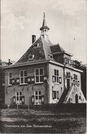 OOSTVOORNE AAN ZEE - Gemeentehuis