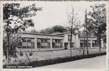 OOSTVOORNE - Openbare School