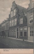 DEN BRIEL - Ouderlijk huis van den Lt. Adm. Filips van Almonde