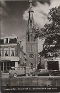 LEEUWARDEN - Voorstreek St. Bonifatiuskerk met toren