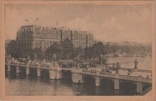 AMSTERDAM - Hooge Sluis met Amstel Hotel