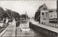 AMSTERDAM - Zwanenburgwal met Montelbaanstoren