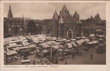 AMSTERDAM - Nieuwmarkt met Waag