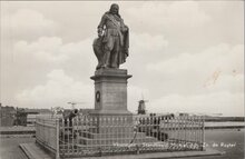 VLISSINGEN - Standbeeld Michiel Adr. zn. De Ruyter