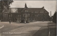 ENSCHEDE - Hoogere Textielschool