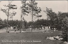 ERMELO - Bosbad Ermelo, Gezicht op het Bad vanaf de Zonneweide