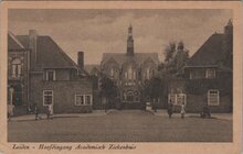 LEIDEN - Hoofdingang Academisch Ziekenhuis