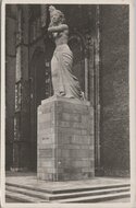 UTRECHT - Herdenkingsmonument Domplein