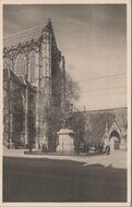 UTRECHT - Domplein, Domkerk met standbeeld Graaf Jan van Nassau