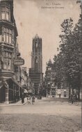 UTRECHT - Zadelstraat en Domtoren