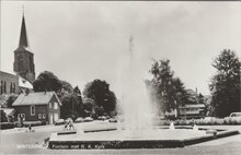 WINTERSWIJK - Fontein met R. K. Kerk