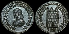 Constantine II. As Caesar, AD 316-337. Æ Follis 18mm, 2.70 g. Heraclea Camp gate