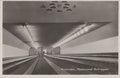 ROTTERDAM-Maastunnel-Roltrappen