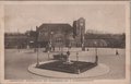 AMERSFOORT-Stationsplein-met-Standbeeld-Joh.-van-Oldenbarneveldt