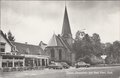 DOORN-Dorpsplein-met-Ned.-Herv.-Kerk