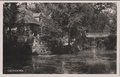 GIETHOORN-Gezicht-op-gracht-en-brug