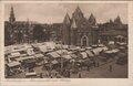 AMSTERDAM-Nieuwmarkt-met-Waag